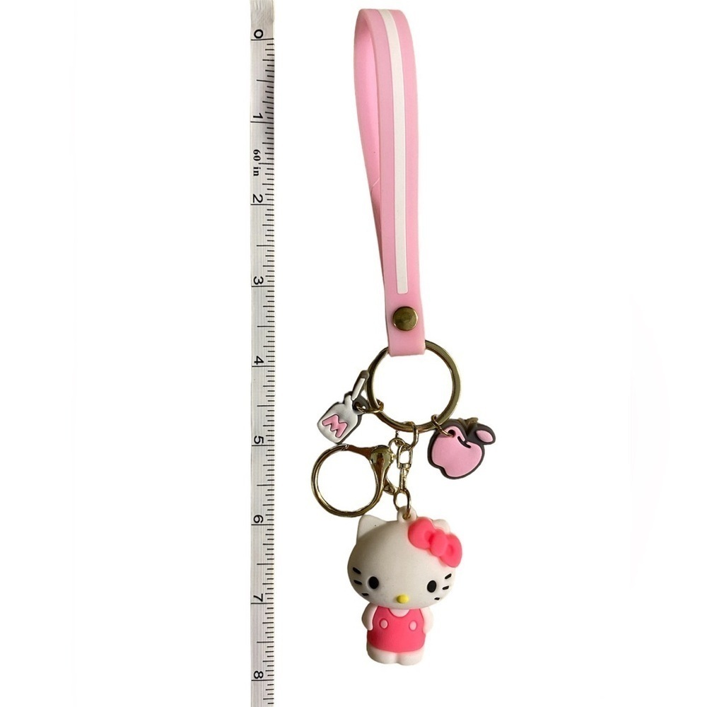 Hello Kitty Keychain 💕 - Picture 2 of 3